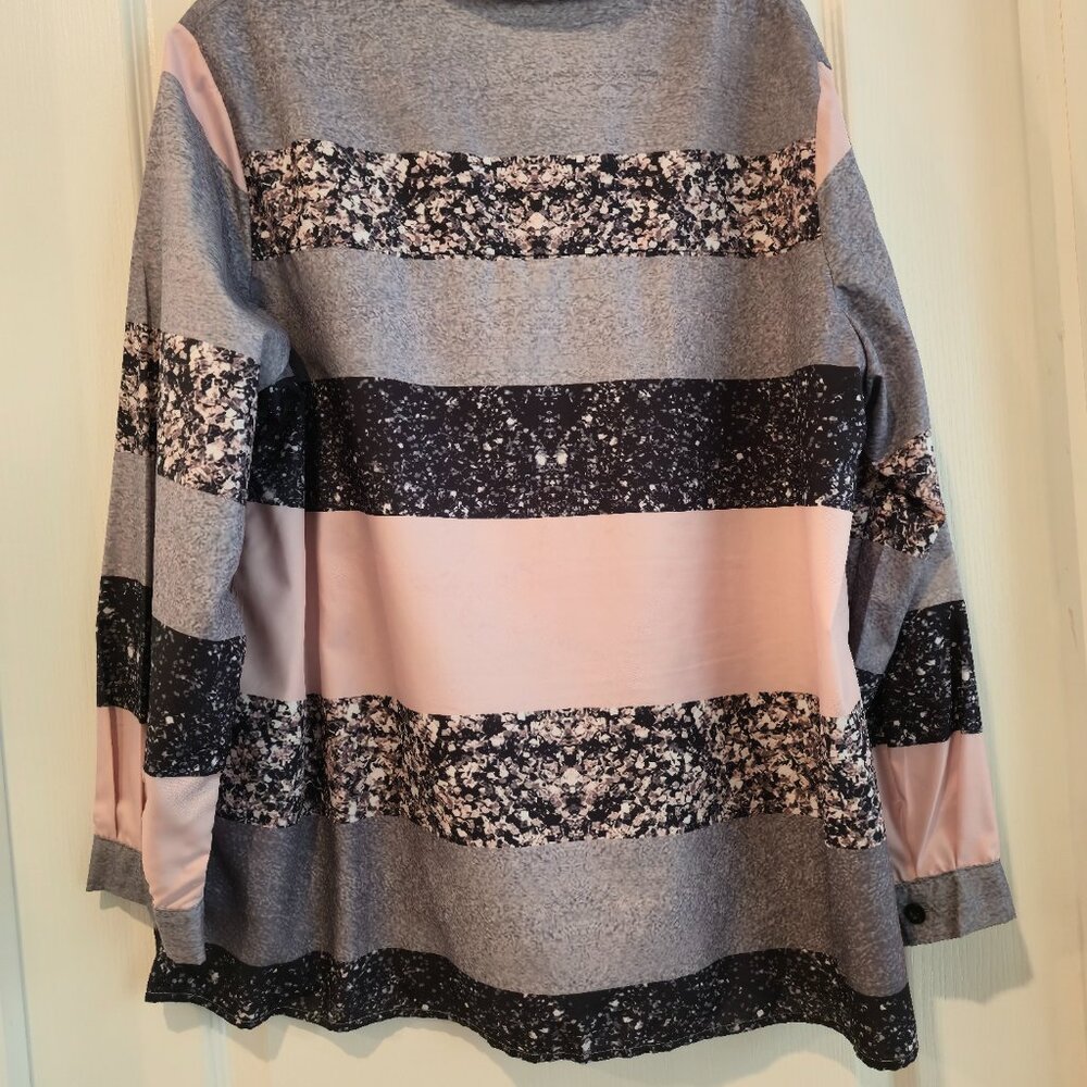 Striped Button Blouse - Picture 2 of 3